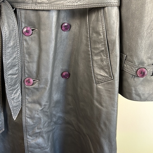 Vintage The Olde Hide House Women’s long leather coat size medium - Picture 6 of 14